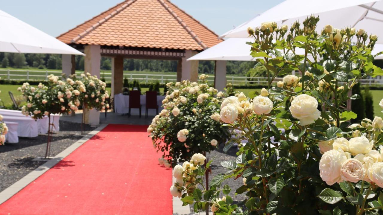 Landsteakhaus Hotel Marxheim Luaran gambar