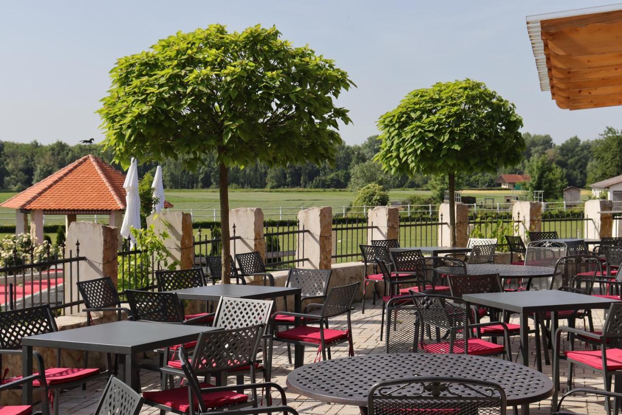 Landsteakhaus Hotel Marxheim Luaran gambar