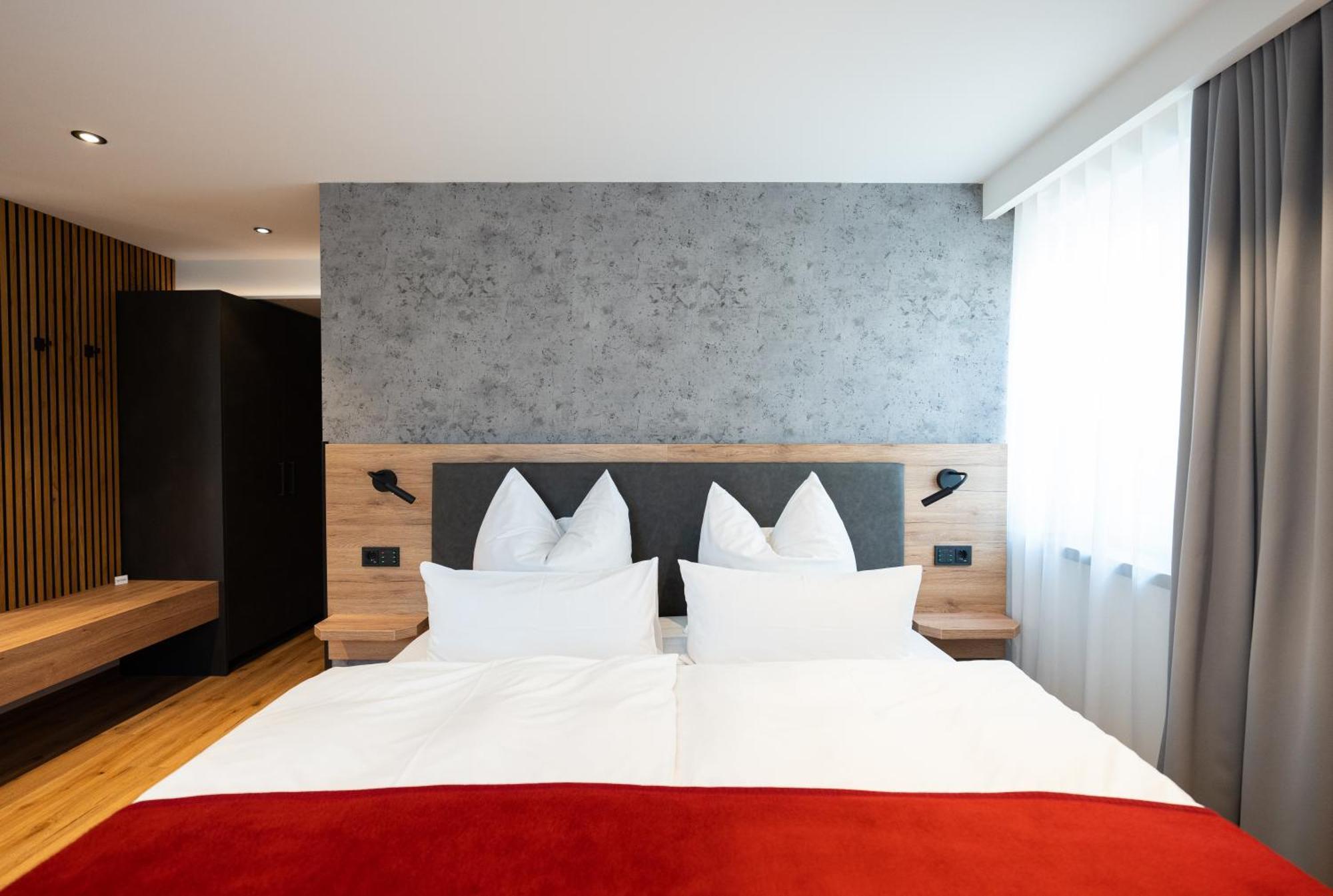 Landsteakhaus Hotel Marxheim Luaran gambar